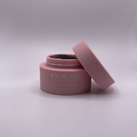 Kylie Skin Charcoal Sea Silt Detox Reboot & Cleanse Face Mask - Picture 1 of 7